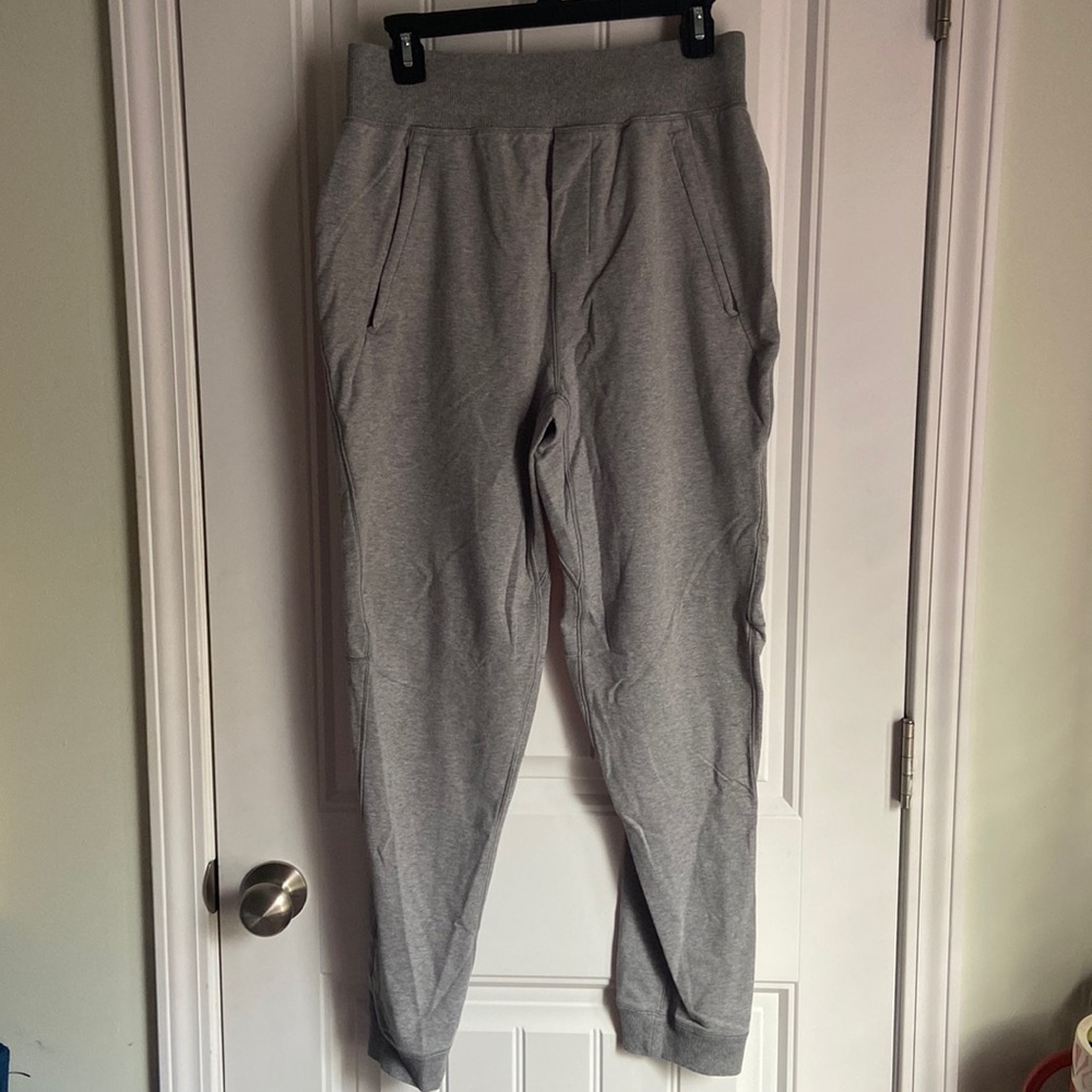 Lululemon Mens Grey Joggers